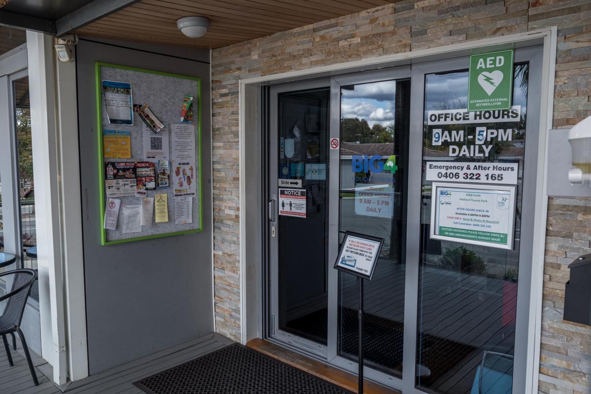 Hotel BIG4 Perth Midland Tourist Park Middle Swan Exterior foto